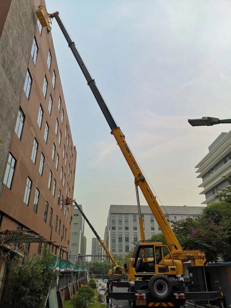 万冲镇汽车吊出租哪家好，选择最靠谱的服务商指南