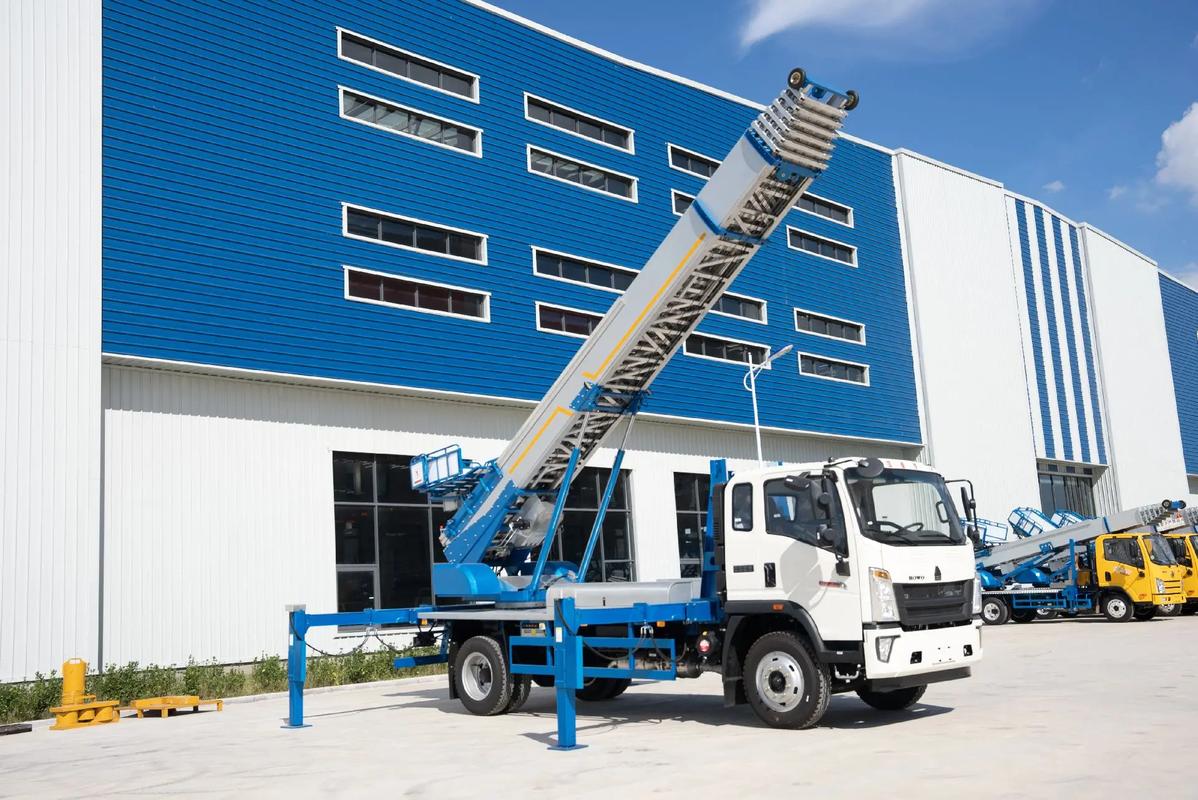 万冲镇小型云梯车上料车租赁多少钱