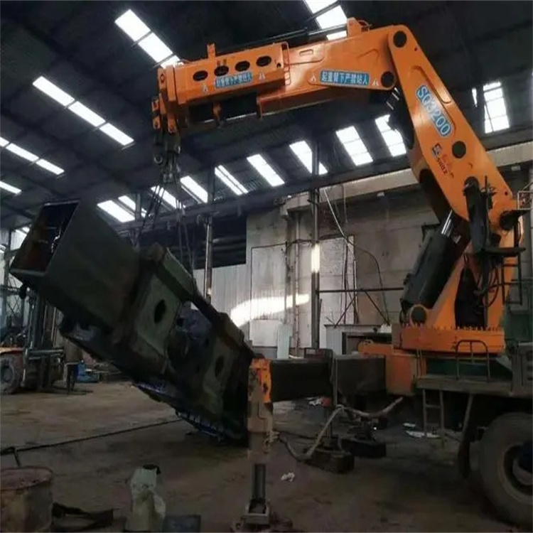 万冲镇折臂吊出租怎么收费