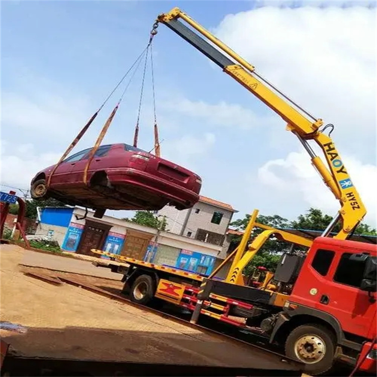 万冲镇吊车救援小汽车怎么吊