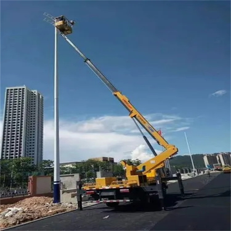 万冲镇维修路灯的曲臂升降车出租