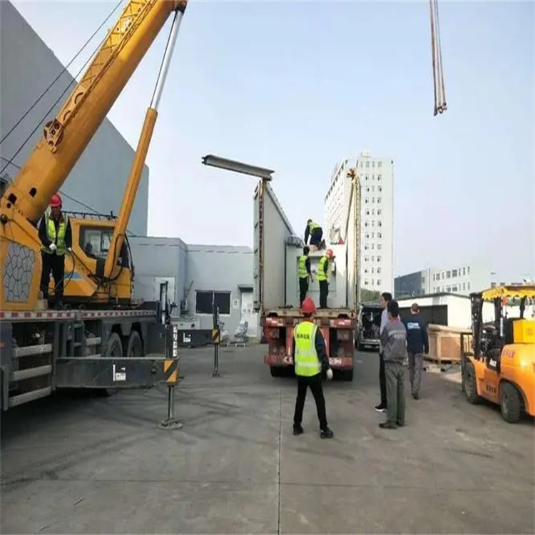 万冲镇如何找到附近的吊车救援服务